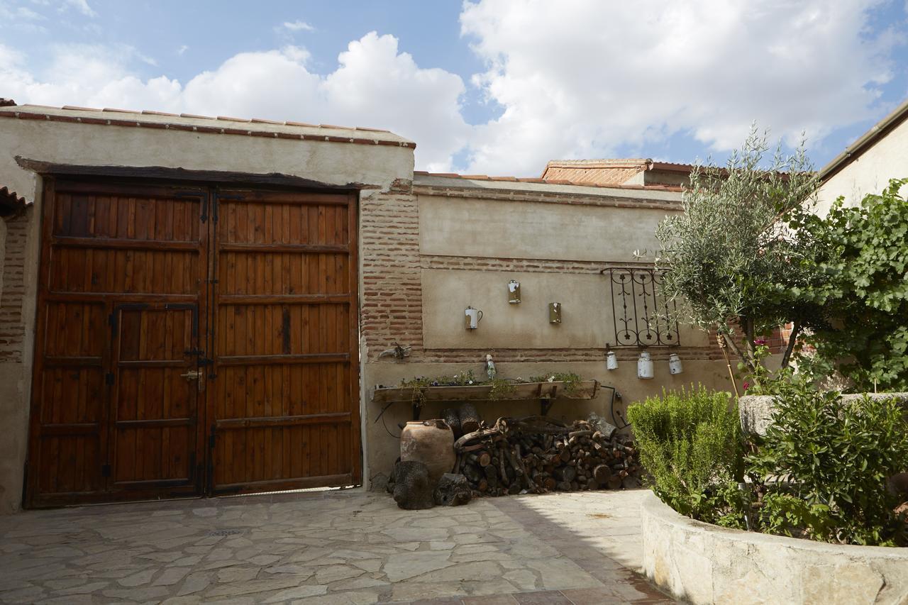 Casa Rural La Casa De Las Manuelas Horcajo de las Torres Bagian luar foto